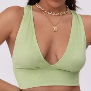 Super cute cross back shirt!